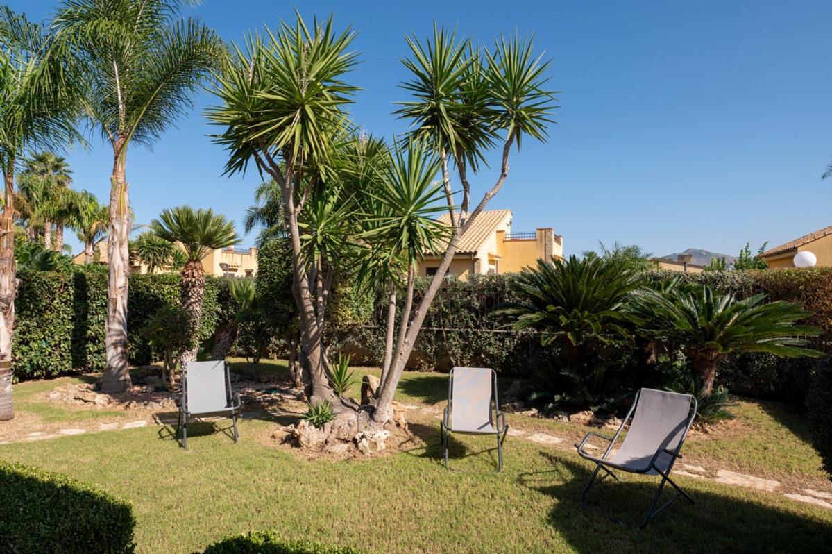 Villa Plumeria Campofelice Di Roccella Extérieur photo