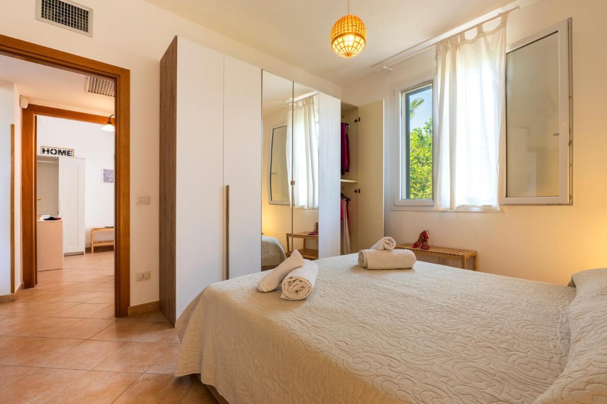 Villa Plumeria Campofelice Di Roccella Extérieur photo