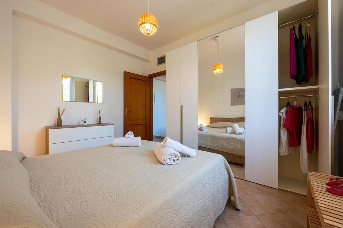Villa Plumeria Campofelice Di Roccella Extérieur photo
