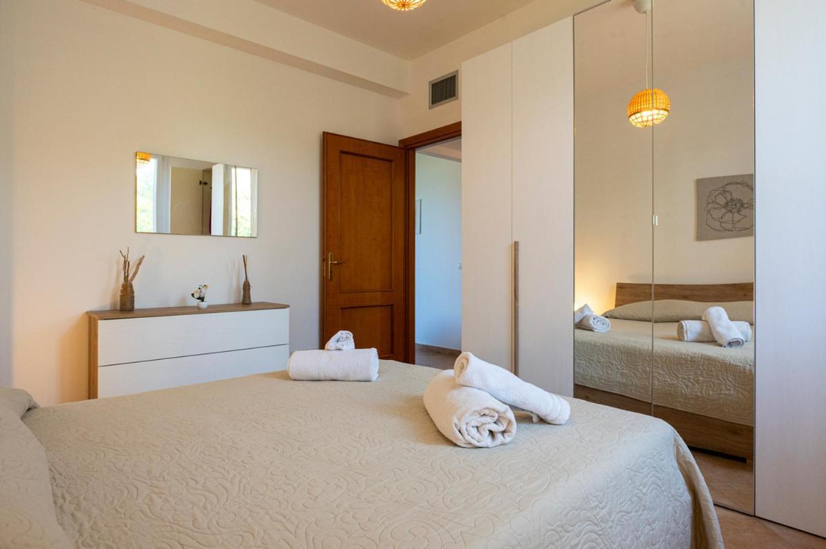 Villa Plumeria Campofelice Di Roccella Extérieur photo