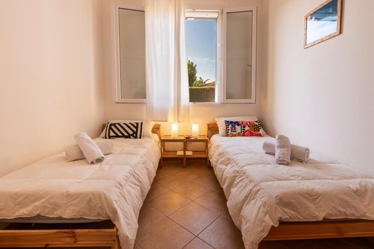 Villa Plumeria Campofelice Di Roccella Extérieur photo