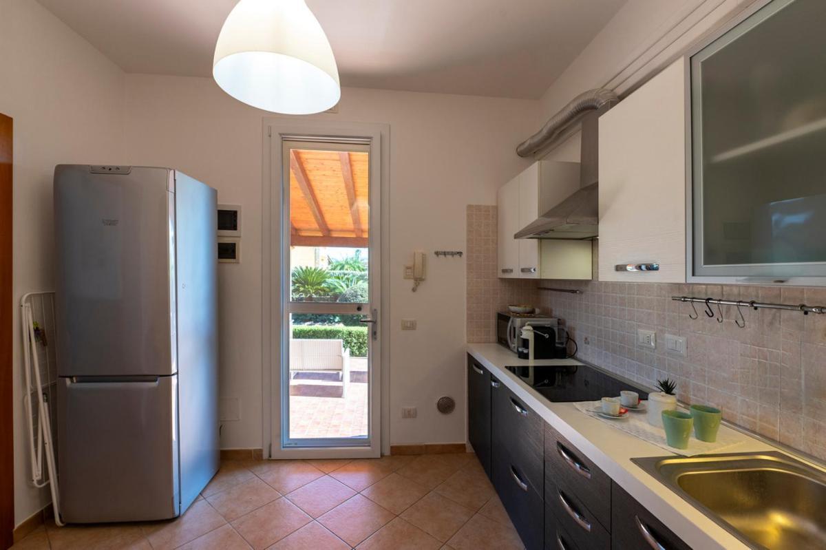 Villa Plumeria Campofelice Di Roccella Extérieur photo